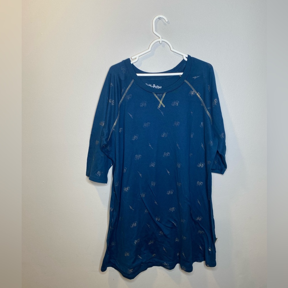 Harry Potter sleepwear shirt women’s size 2X-3X(20w-24w) blue gold lightning